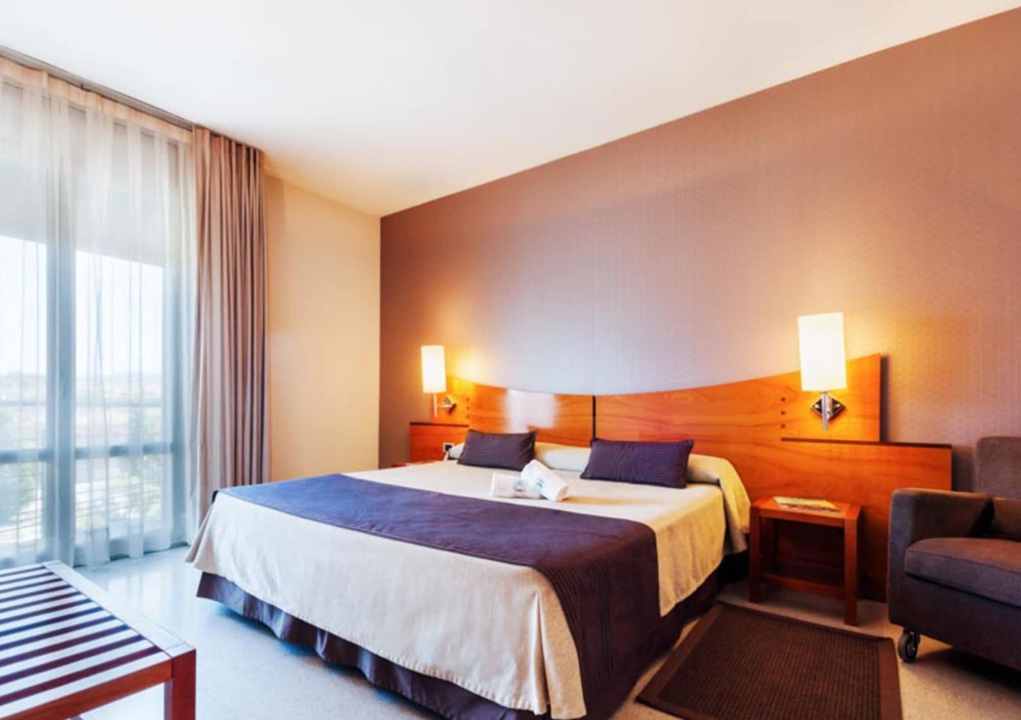 Hotel Ґранульєс Екстер'єр фото