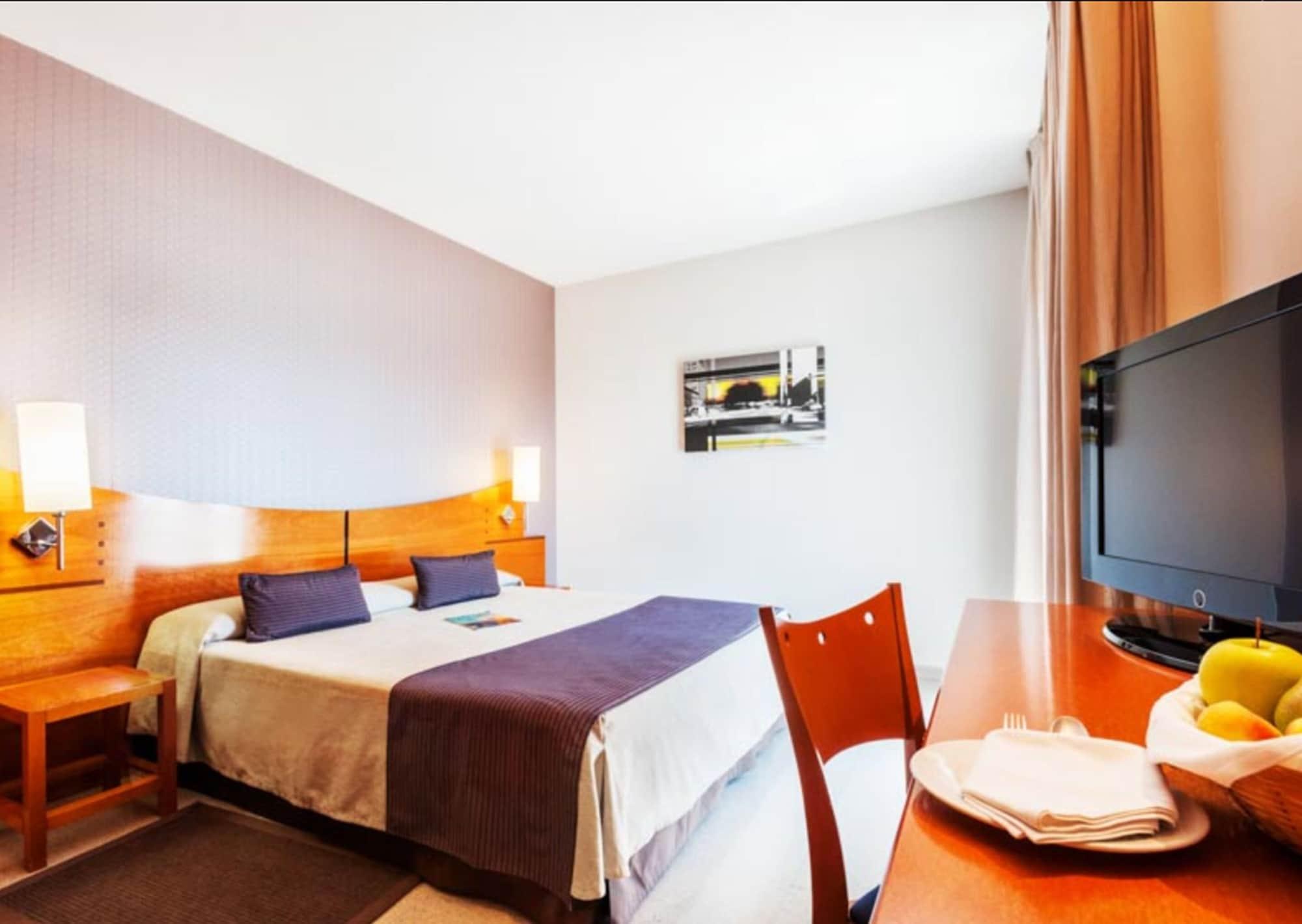 Hotel Ґранульєс Екстер'єр фото