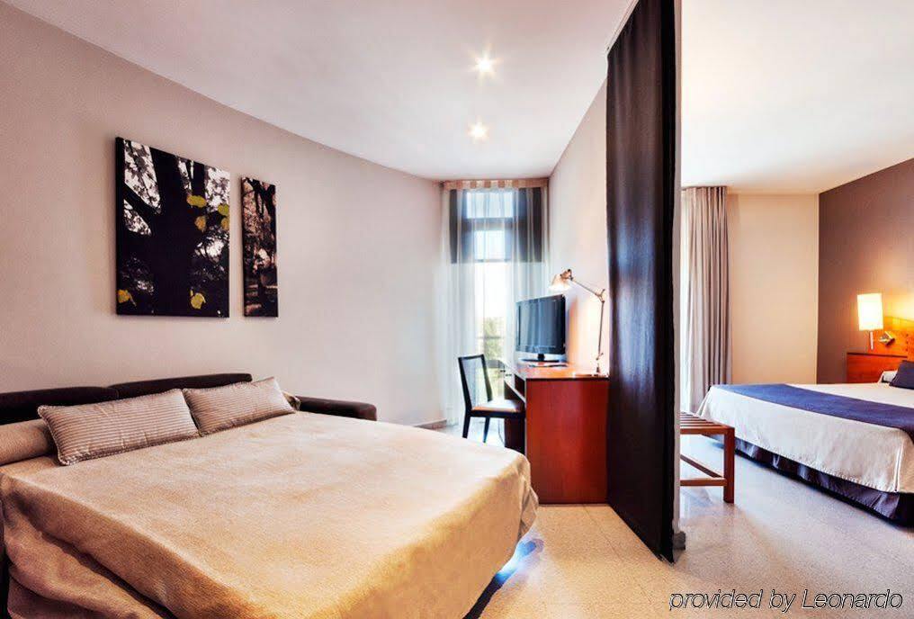 Hotel Ґранульєс Екстер'єр фото